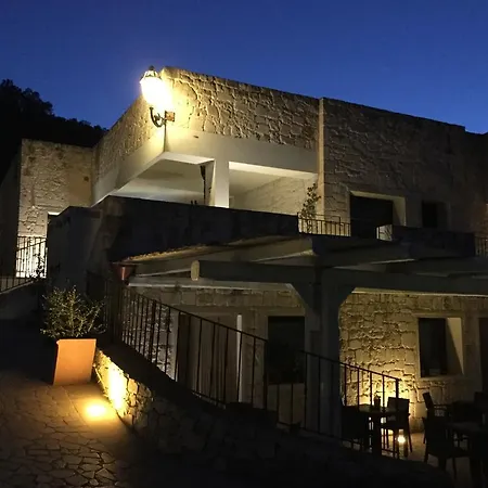 Pietra Bianca 3*