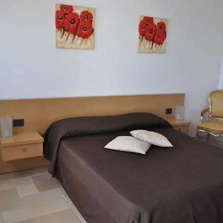 Frühstückspension Pietra Bianca 3*