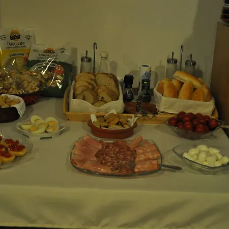 Frühstückspension Pietra Bianca 3*