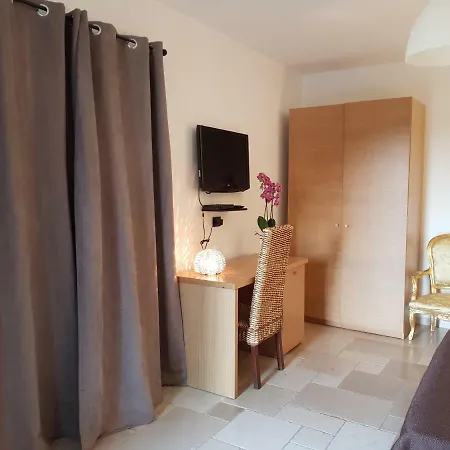 Bed & Breakfast Pietra Bianca 3*