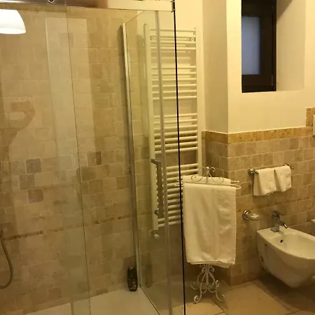 Pietra Bianca 3*