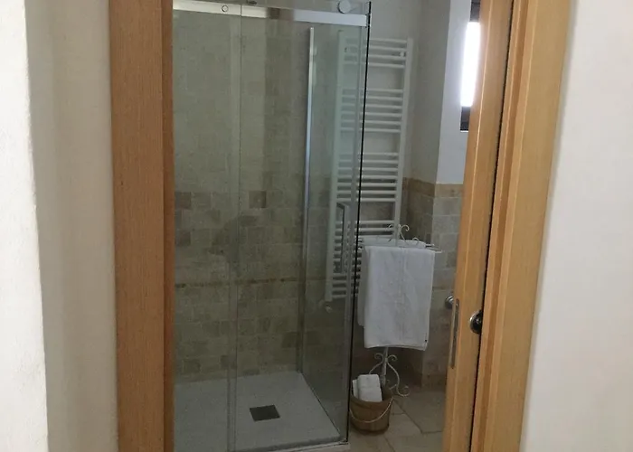 Pietra Bianca 3*